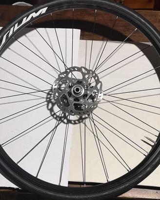 Ruota mavic con pacco pignoni freni a disco