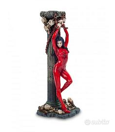 Figurina sexy Nemesis