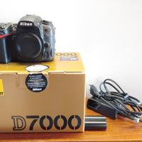 Reflex Nikon D7000