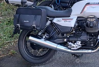Borse laterali semirigide per moto