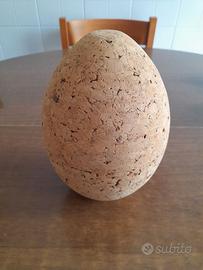 Uovo vintage di sughero