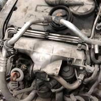 MOTORE VOLKSWAGEN  TOURAN 2005 130 CV td 6 marce