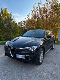 Alfa Romeo Stelvio 2.2 Turbodiesel 180 CV AT8 Q4 B