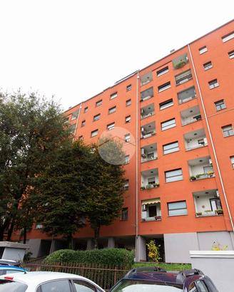 2 LOCALI A SETTIMO MILANESE