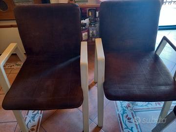 4 sedie in legno laccato e camoscio