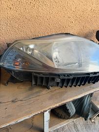 Faro anteriore DX Lancia Y