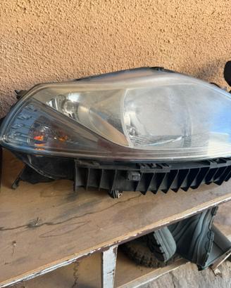 Faro anteriore DX Lancia Y