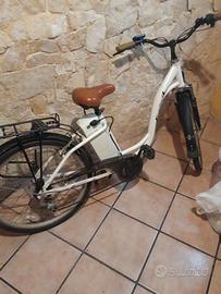 Bicicletta elettrica  smart c1