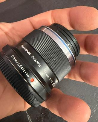 Olympus M.Zuiko 45mm f/1.8