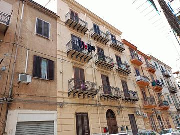 3 LOCALI A PALERMO
