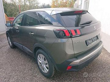 Ricambi usati per Peugeot 3008 2019