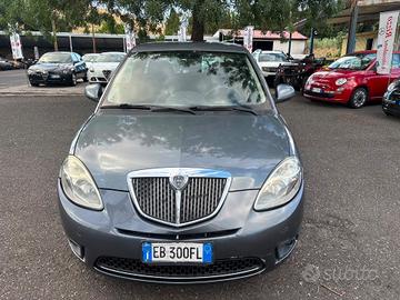 Lancia Ypsilon 1.3 MJT 75 CV Argento