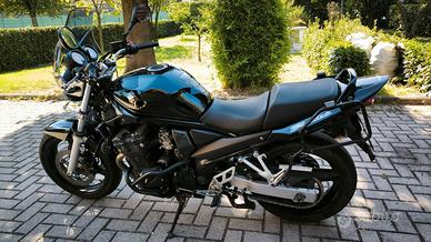 Suzuki GSF650 Bandit del 2005