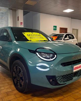 FIAT 600 Hybrid DCT POP MHEV C/GRIMALDI SPECIAL