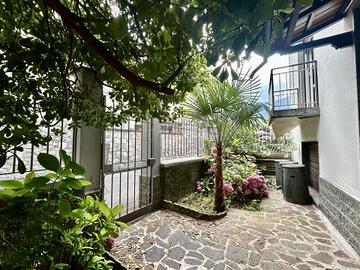 PANORAMICA VILLA SINGOLA , OLATE !