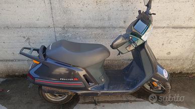 Scooter peugeot sv