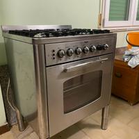 Cunina a gas inox con forno