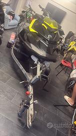 Carrello moto d acqua