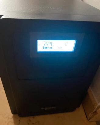 UPS gruppo di continuità SCHNEDER EASY