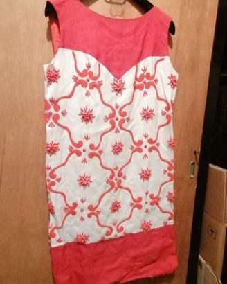 Vestito anni 50 con inserti in corallo