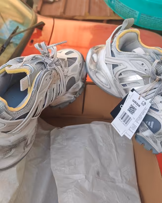 Adidas XLG deluxe