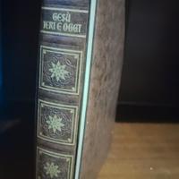 GESÙ Ieri e Oggi / Più Quattro Miniature