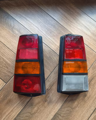 Coppia fanali posteriori originali Fiat Panda 141