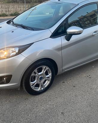 Ford Fiesta 1.5 TDCi 75CV 5 porte