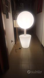 piantana gigante con luce 