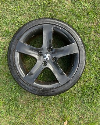 Cerchioni con gomme da neve