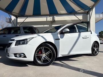 Chevrolet Cruze 1.7 Diesel 5 porte LT