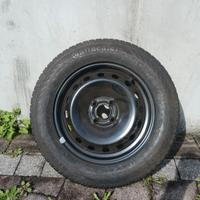 Gomme con cerchi 185/65 R 15