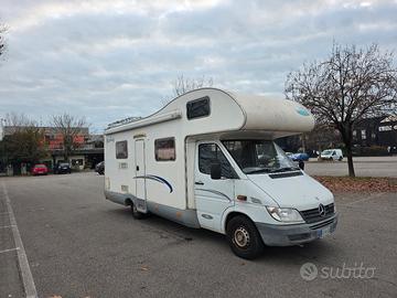 Mercedes Sprinter McLouis Stirling 