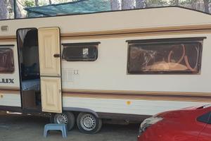 Roulotte Bürstner 5351 LUX - 4 Posti Letto