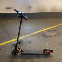 Monopattino Xiaomi 4 Go