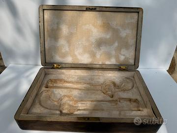 ANTICA CASSETTA DA DUELLO