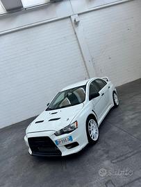 MITSUBISHI Lancer EVO - 2009