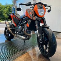 Ktm duke 690