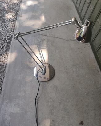 lampada da tavolo 