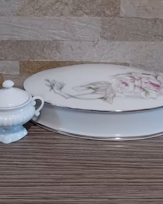 Set Limoges France in porcellana + Omaggio