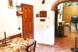 Borgo S Lorenzo 5 vani servizi terrazza panoramica