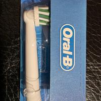 n.2 testine oral b spazzolini elettrico
