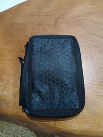 Astuccio Portapenne Triplo Nylon Nero 4 Scomparti