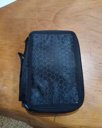 Astuccio Portapenne Triplo Nylon Nero 4 Scomparti