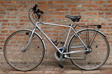 Bicicletta sportiva