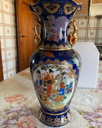 Vaso  in porcellana blu cobalto vintage