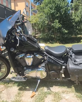 KAWASAKI VN 900 CUSTOM
