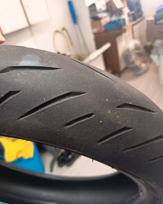 Gomme Moto 