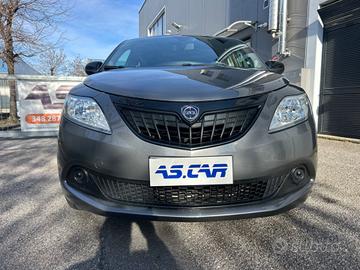 Lancia Ypsilon 1.0 FireFly 5 porte S&S Hybrid UnYc