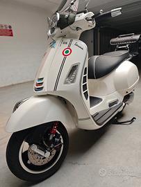 Vespa GTS 300 Super 